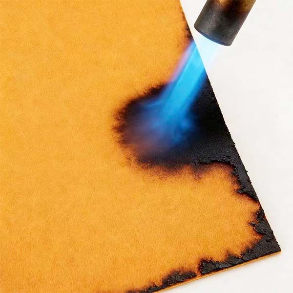 UL94 V-0 P84 Agulha de poliimida de feltro resistente ao fogo 260C Tecido não tecido resistente ao calor para isolamento e proteção de alta temperatura