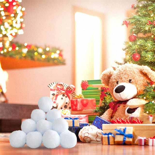 Bolas de neve de algodão artificial ideais para brincar e decoração de férias em interior