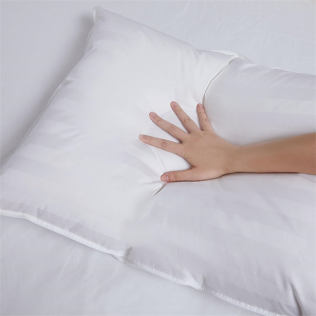 Travesseiro de dormir de poliéster luxuoso para conforto e suporte inigualáveis